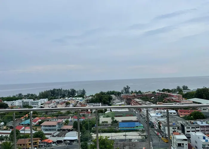 B14 Pool Access Partial Seaview 2Brs 1 Bath Karon